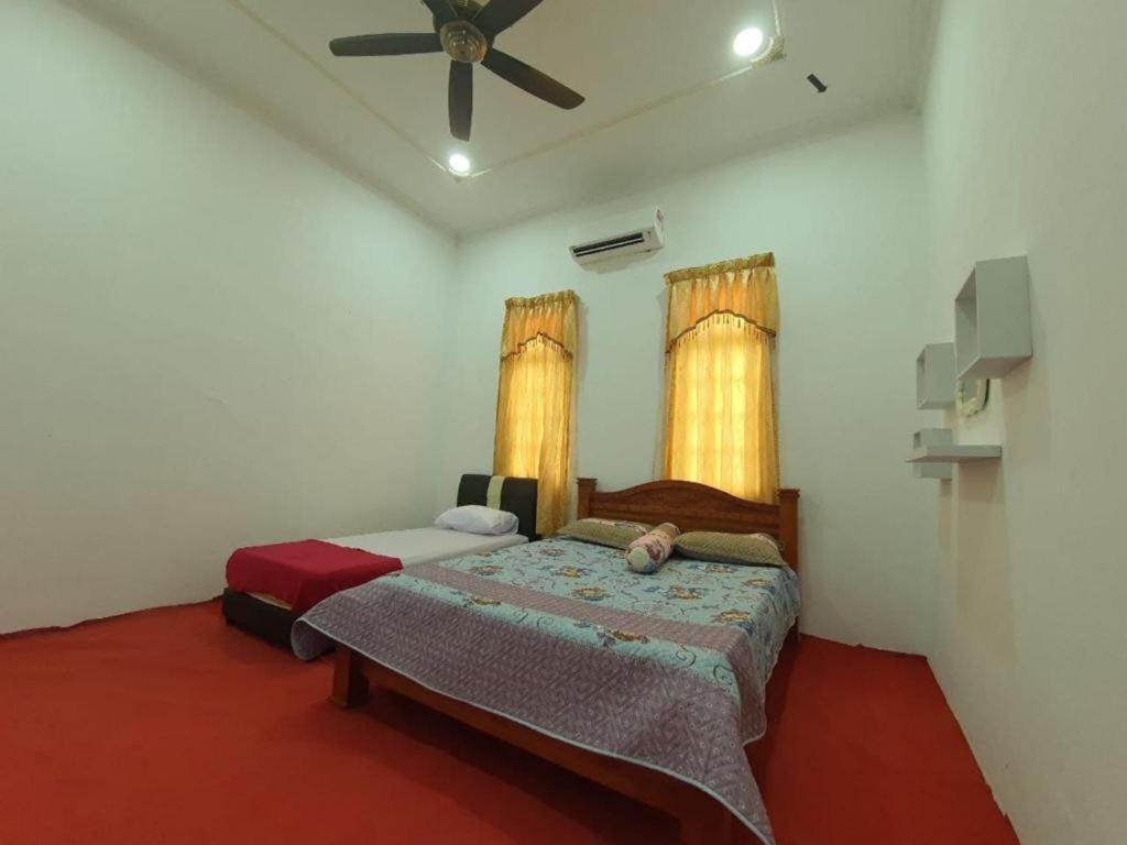 Oyo 90404 Hotel Z Dirgahayu 313 Pasir Mas Kültér fotó