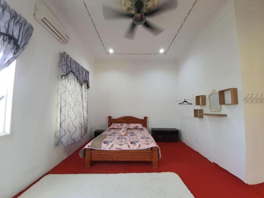 Oyo 90404 Hotel Z Dirgahayu 313 Pasir Mas Kültér fotó