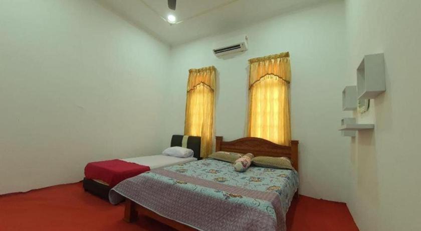 Oyo 90404 Hotel Z Dirgahayu 313 Pasir Mas Kültér fotó